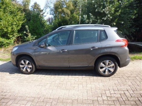 Peugeot 2008 - 1.2vti active, Navi, clima, trekhaak afn, RIJKLAAR - 1