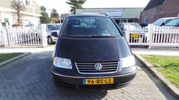 Volkswagen Sharan - 1.9 TDI AUT.Van/Grijs kenteken Airco - 1