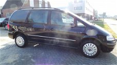 Volkswagen Sharan - 1.9 TDI AUT.Van/Grijs kenteken Airco