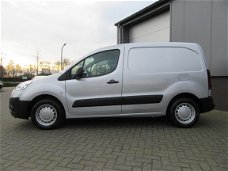 Peugeot Partner - 120 L1 1.6 HDi 75pk XR Profit+ AC/Navi/Schuifdeur