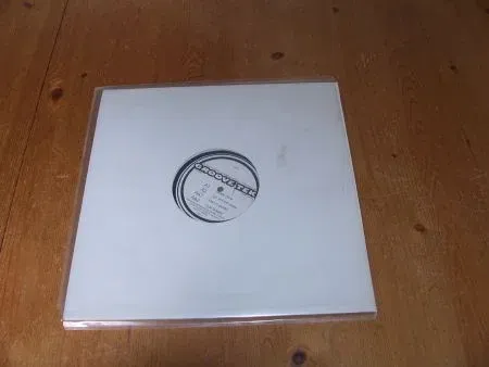S.B. McCafferty Lonely Drive - nr. 1