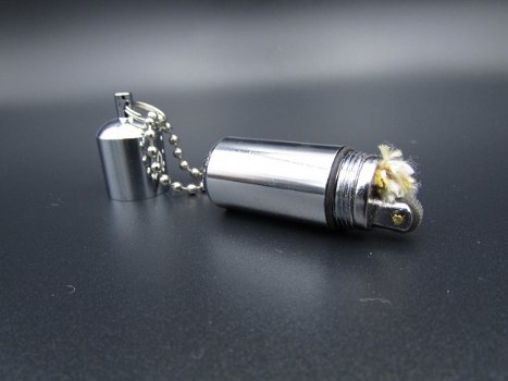 Tegoni miniatuur benzine aansteker - 1