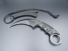 Tegoni Karambit zwart