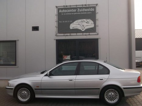 BMW 5-serie - 535i V8 HIGH EXECUTIVE leer ecc cruise xenon nw apk lmv nette - 1