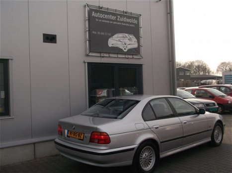 BMW 5-serie - 535i V8 HIGH EXECUTIVE leer ecc cruise xenon nw apk lmv nette - 1