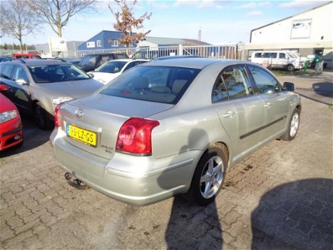 Toyota Avensis - 2.0 D-4D Linea Sol - 1