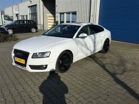 Audi A5 - 3.0tdi quattro pro line roetf - 1