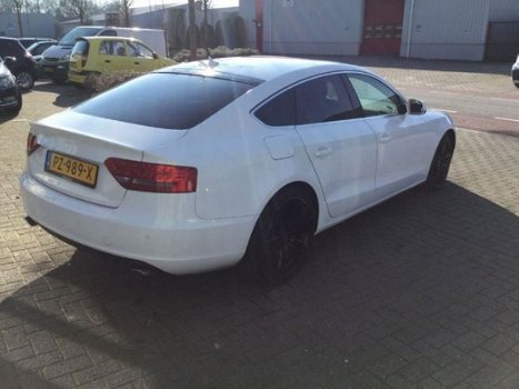 Audi A5 - 3.0tdi quattro pro line roetf - 1