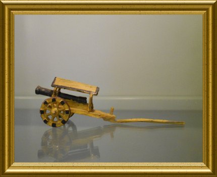 Twee antieke ijzeren miniatuur speelgoed kanonnen - 3