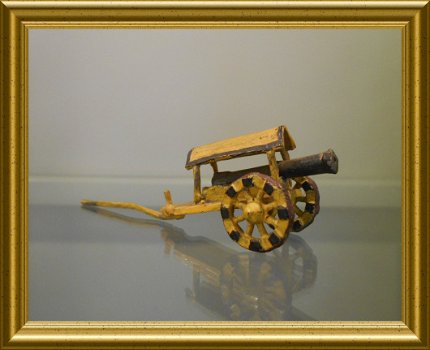 Twee antieke ijzeren miniatuur speelgoed kanonnen - 4