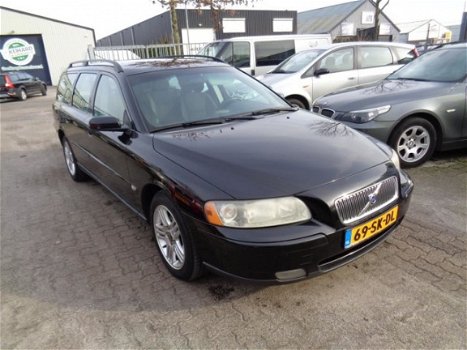 Volvo V70 - 2.4 D5 Edition I - 1