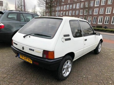 Peugeot 205 - 1.4i XR - 1