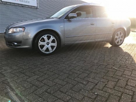 Audi A4 Avant - 3.0 TDI quattro - 1