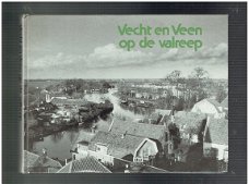 Vecht en Veen op de valreep door G. Noordanus & E.J. Rinsma