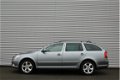 Skoda Octavia Combi - 1.2 TSI ARCTIC | 1e eigenaar | Dealeronderhouden | Navi | Cruise | Airco | Aut - 1 - Thumbnail