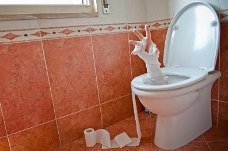 Loodgieter Haarlem wc verstopt toilet SPOED bel 0646012788 ontstoppen