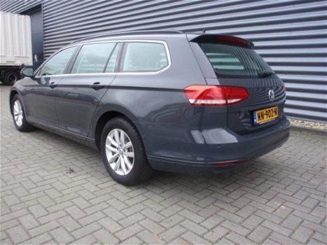 Volkswagen Passat Variant - 1.6 TDI 120PK COMFORTLINE - 1