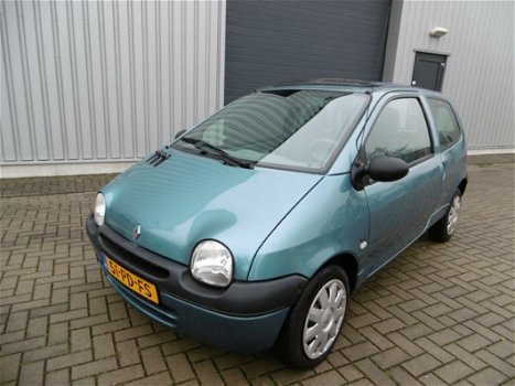 Renault Twingo - 1.2-16V Lazuli Schuifdak Bouwjaar 2004 - 1