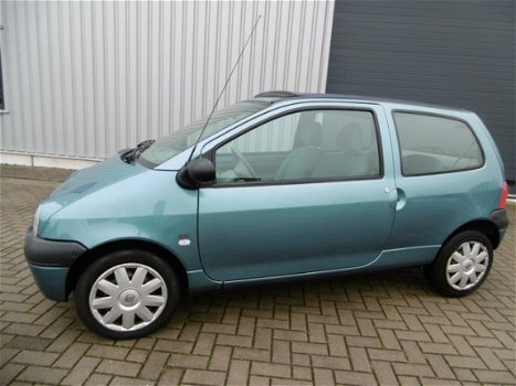 Renault Twingo - 1.2-16V Lazuli Schuifdak Bouwjaar 2004 - 1