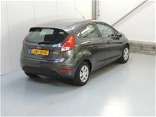 Ford Fiesta - 1.5 TDCI Style navigatie, led, rijklaar