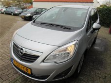Opel Meriva - 1.7 CDTi Cosmo //APK//NAP//Airco//Cruise//6Bak//Elec.Ramen//PDC//CV+AB//