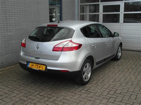 Renault Mégane - 1.6 SÉLECTION BUSINESS Inclusief Afleveringskosten - 1