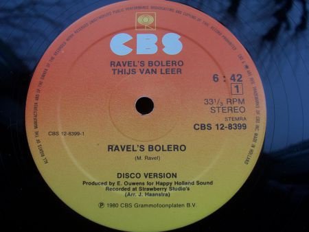 THIJS VAN LEER PLAYS RAVEL'S BOLERO LOVE THEME FROM 10 DOOS 2 - Afbeelding 2