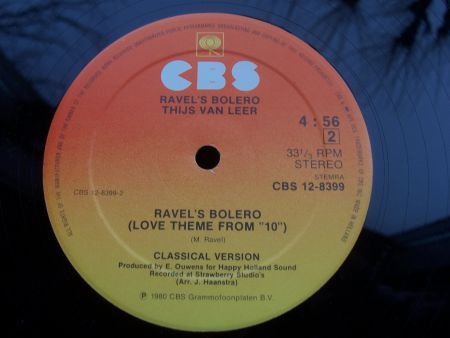 THIJS VAN LEER PLAYS RAVEL'S BOLERO LOVE THEME FROM 10 DOOS 2 - Afbeelding 3