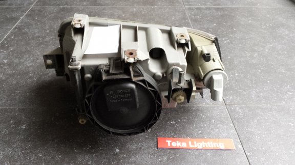 Renault Clio 1 Phase 1 (89-94) Koplamp Bosch 1305621453 Rechts Used - 4