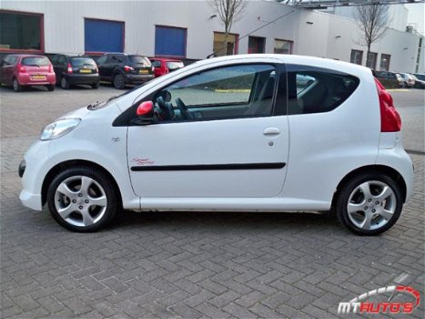 Peugeot 107 - Urban Move 1.0 - 1