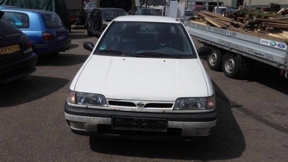 Nissan Sunny - 1.4 LX - 1