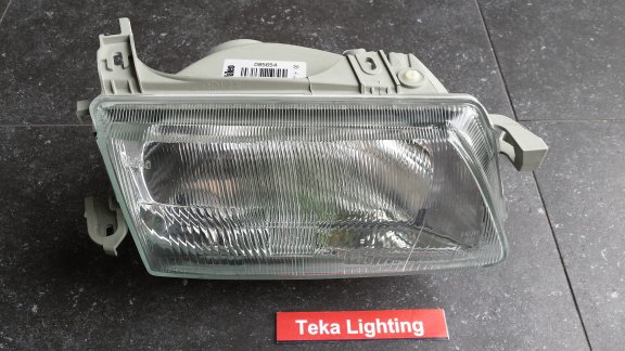 Opel Astra F (94-98) Koplamp Valeo 085654 67722389 Rechts NOS - 1