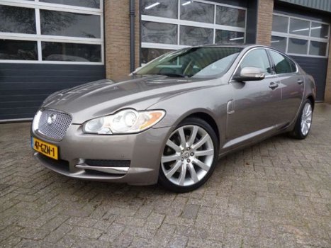 Jaguar XF - 2.7D V6 Premium Luxury - 1