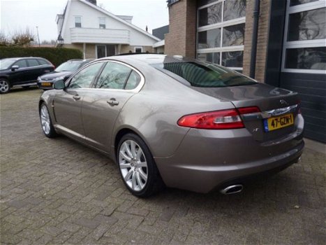 Jaguar XF - 2.7D V6 Premium Luxury - 1