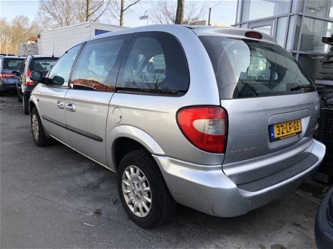 Chrysler Voyager - 2.4 I AUT - 1