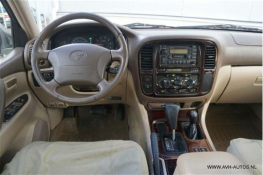 Toyota Land Cruiser V8 - Landcruiser 4.7 173kw 7-persoons - 1