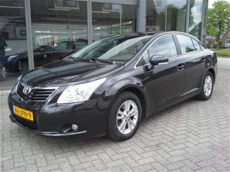 Toyota Avensis - 1.8 16V VVT-I SEDAN Dynamic - 1