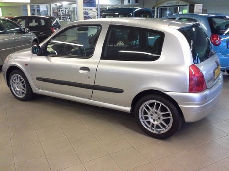 Renault Clio - 2.0 16V RS - 1