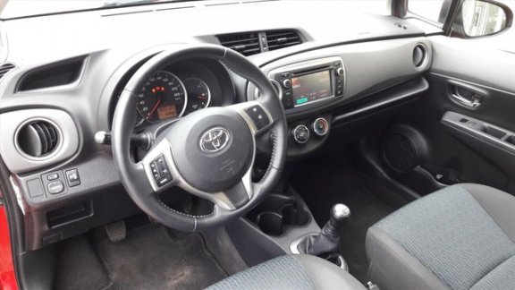 Toyota Yaris - 1.0 12v VVT-i 69pk 3D Aspiration - 1