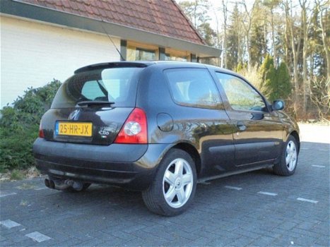 Renault Clio - 1.6 16v dynamique nap nieuwe apk clima - 1
