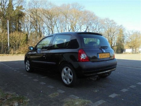 Renault Clio - 1.6 16v dynamique nap nieuwe apk clima - 1