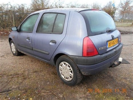 Renault Clio - 1.2 16v dynamique 5 drs apk 30-6-2018 - 1