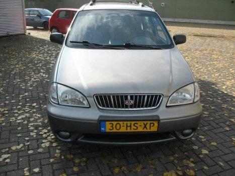 Kia Carens - 1.8 LS - 1