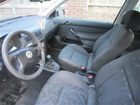 Volkswagen Golf - 1.9 SDI - 1