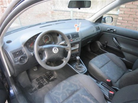 Volkswagen Golf - 1.9 SDI - 1