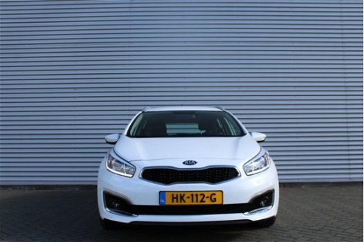 Kia Cee'd - 1.6 GDI FIRST EDITION | Airco | Cruise | Navi | Camera | LM velgen | - 1