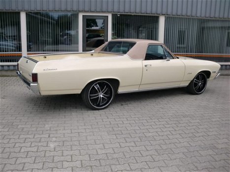 Chevrolet El Camino - 1968 V8 GMC - 1