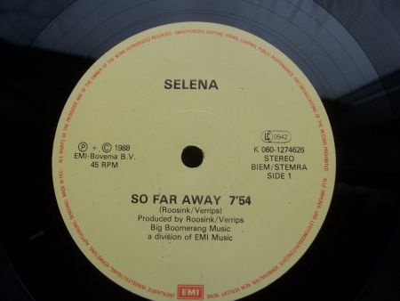 SELENA SO FAR AWAY - Afbeelding 2