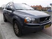 Volvo XC90 - 2.4 D5 Kinetic Automaat - 7 Persoons - 1 - Thumbnail