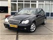 Mercedes-Benz C-klasse - Clima/CruiseC/Nieuwe APK/200 K. Elegance - 1 - Thumbnail